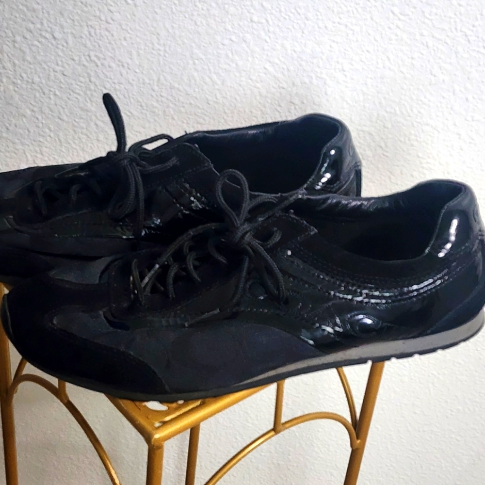 Michael Kors Black Patent Leather and Suede Women's Sneakers